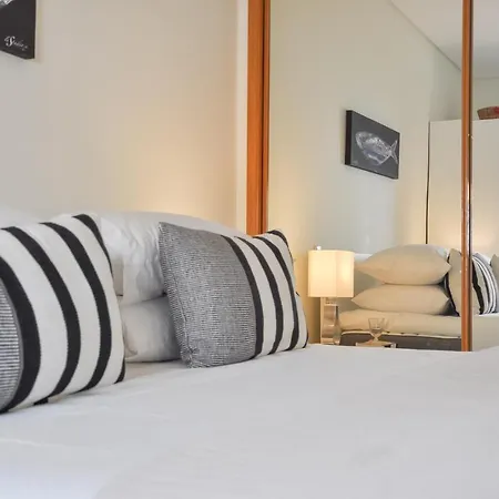 Apartamento Lovelystay - 2br Modern, Pool Access, Close To Marina & Quarteira